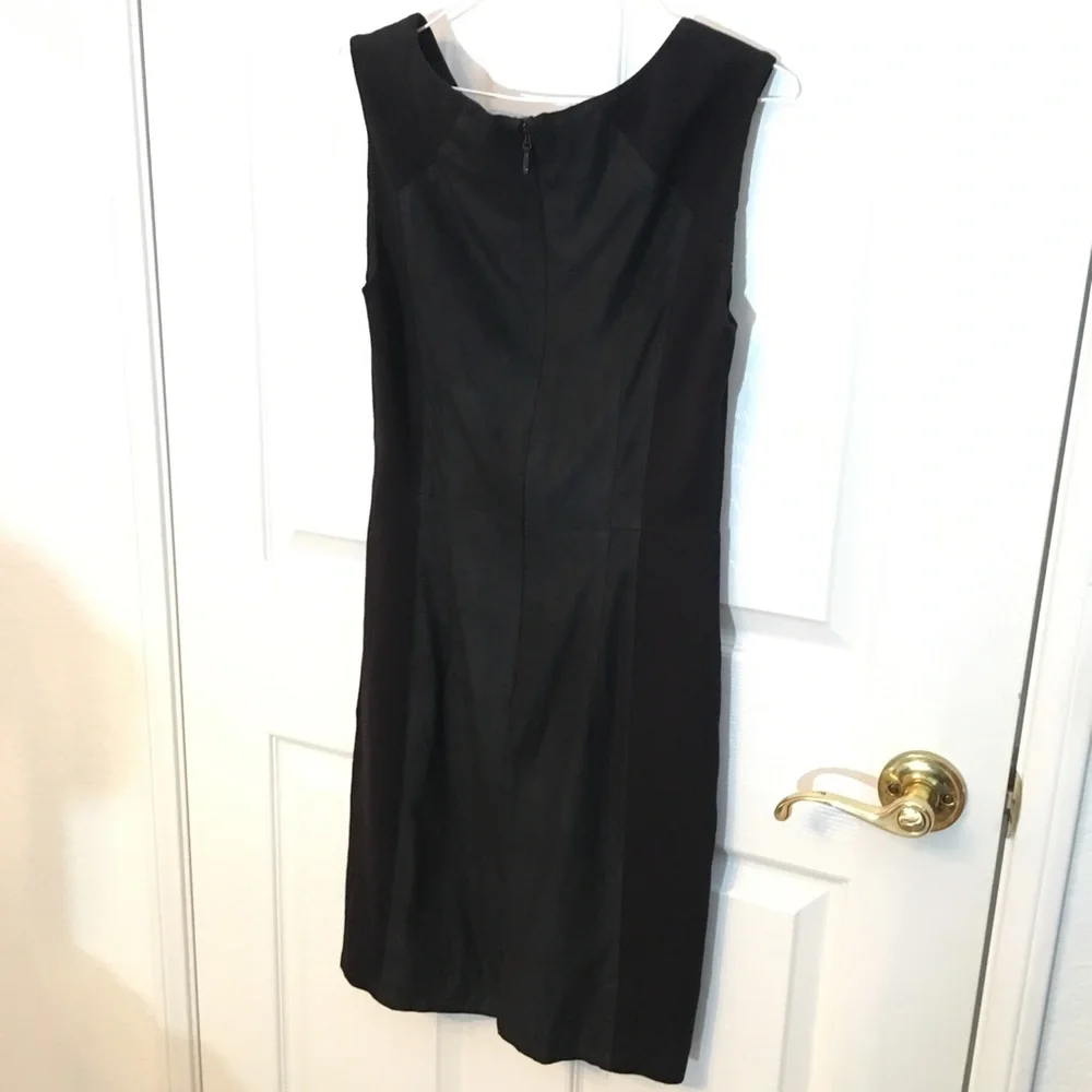 BCBGMAXAZRIA Black Dress Kellen Suede Panel Sheath LBD Career Party Size 0 XS - Picture 4 of 6